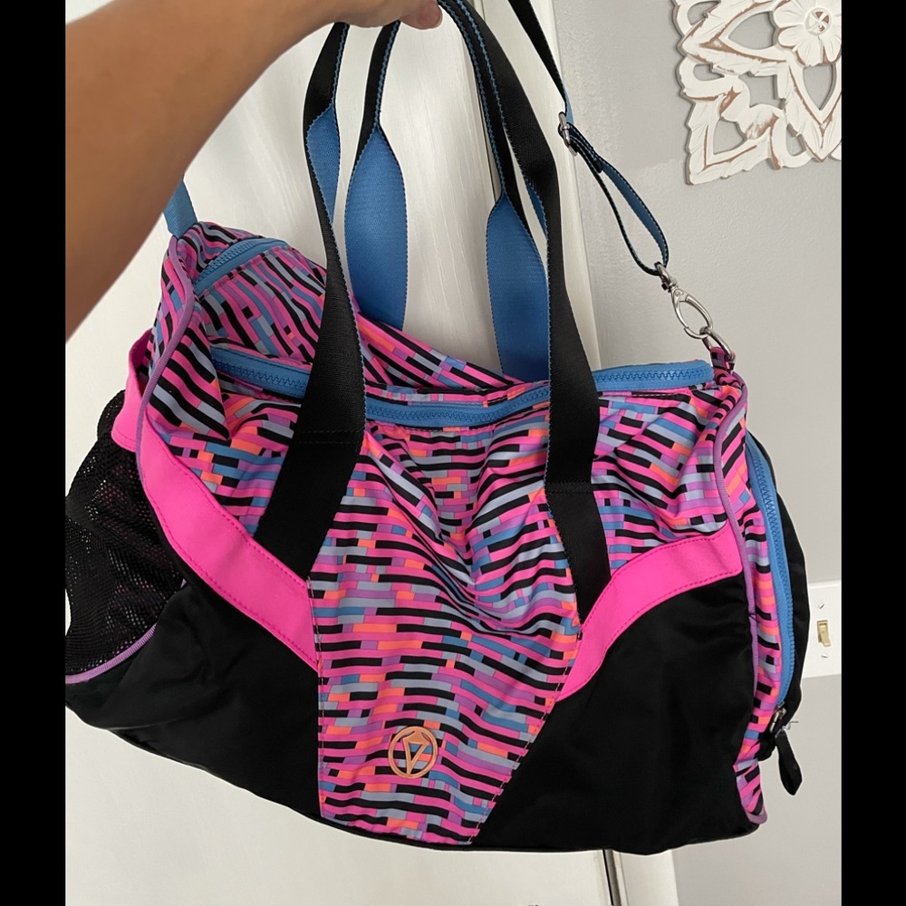 Ivivva lululemon duffel bag